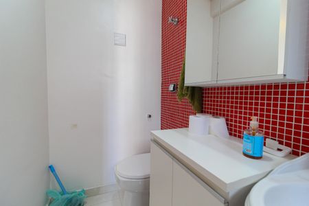 Apartamento à venda com 86m², 2 quartos e 1 vaga Apartamento à venda com 86m², 2 quartos e 1 vagaBanheiro da Suíte 1