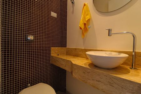 Apartamento à venda com 86m², 2 quartos e 1 vaga Apartamento à venda com 86m², 2 quartos e 1 vagaLavabo