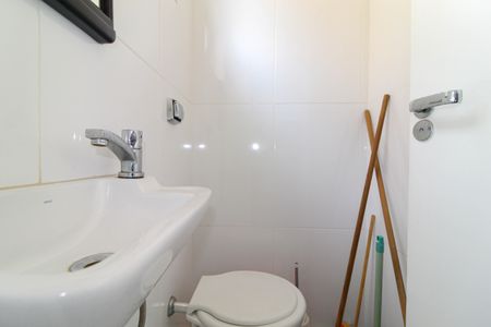 Apartamento à venda com 86m², 2 quartos e 1 vaga Apartamento à venda com 86m², 2 quartos e 1 vagaBanheiro de serviço