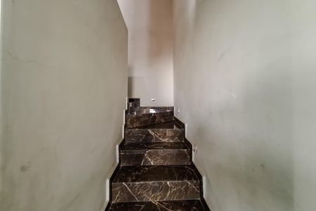 Casa à venda com 120m², 2 quartos e 5 vagas Casa à venda com 120m², 2 quartos e 5 vagasCorredor