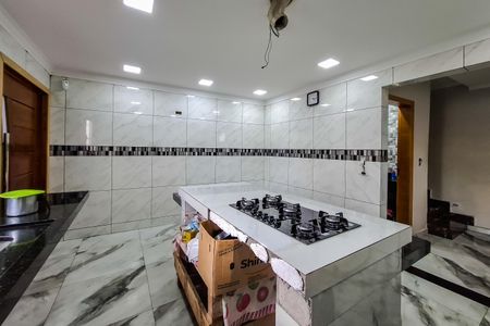 Casa à venda com 120m², 2 quartos e 5 vagas Casa à venda com 120m², 2 quartos e 5 vagasCozinha