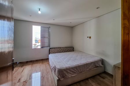 Casa à venda com 120m², 2 quartos e 5 vagas Casa à venda com 120m², 2 quartos e 5 vagasQuarto