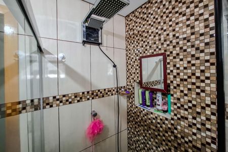 Casa à venda com 120m², 2 quartos e 5 vagas Casa à venda com 120m², 2 quartos e 5 vagasBanheiro