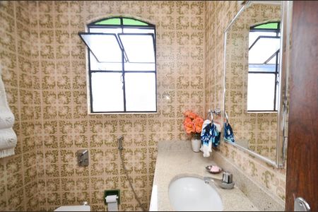 Apartamento à venda com 90m², 3 quartos e 2 vagasBanheiro social