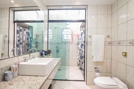 Casa à venda com 287m², 3 quartos e 2 vagasBanheiro da Suíte 3