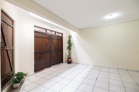 Casa à venda com 287m², 3 quartos e 2 vagasGaragem