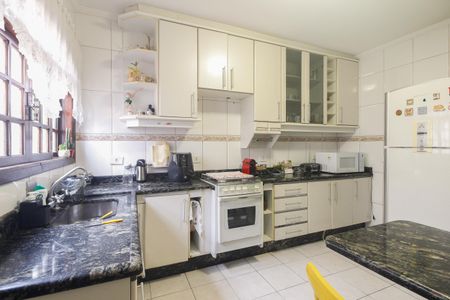 Casa à venda com 287m², 3 quartos e 2 vagasCozinha