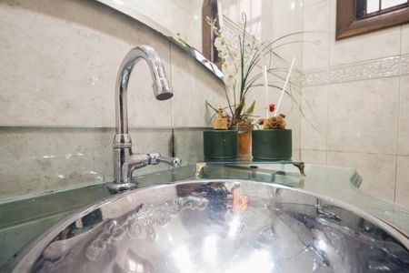 Casa à venda com 287m², 3 quartos e 2 vagasLavabo