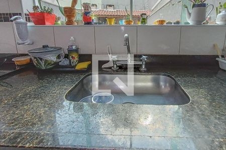 Casa à venda com 165m², 3 quartos e 3 vagas