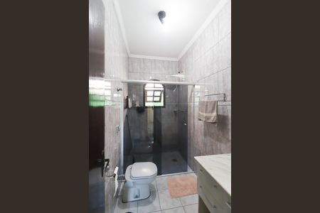Casa à venda com 179m², 3 quartos e 3 vagasBanheiro