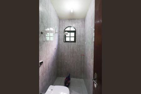 Casa à venda com 179m², 3 quartos e 3 vagascasa 2 banheiro