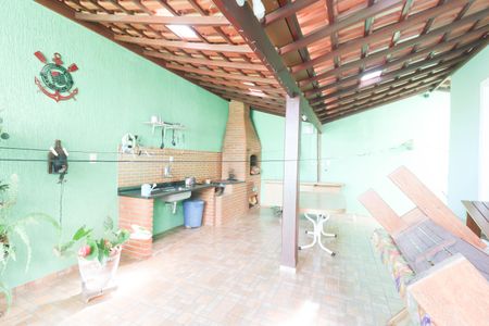 Casa à venda com 179m², 3 quartos e 3 vagasQuintal
