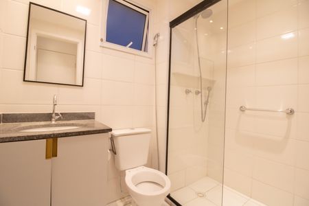 Apartamento à venda com 55m², 2 quartos e 1 vaga Apartamento à venda com 55m², 2 quartos e 1 vagaBanheiro da Suíte
