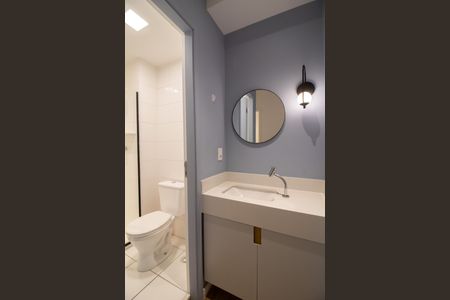 Apartamento à venda com 55m², 2 quartos e 1 vaga Apartamento à venda com 55m², 2 quartos e 1 vagaBanheiro Social