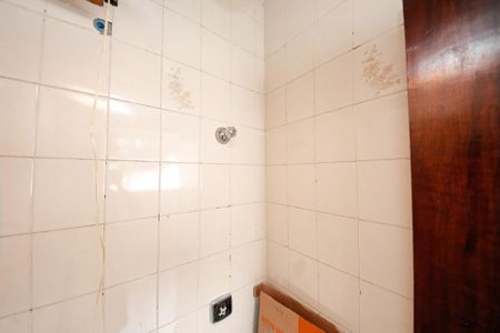 Casa à venda com 195m², 3 quartos e 2 vagas Casa à venda com 195m², 3 quartos e 2 vagasBanheiro 2