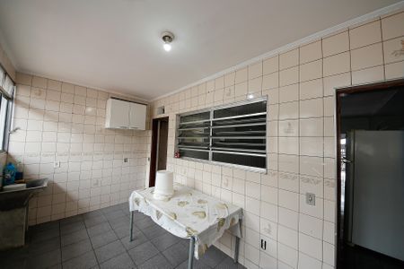 Casa à venda com 195m², 3 quartos e 2 vagas Casa à venda com 195m², 3 quartos e 2 vagasÁrea de Serviço