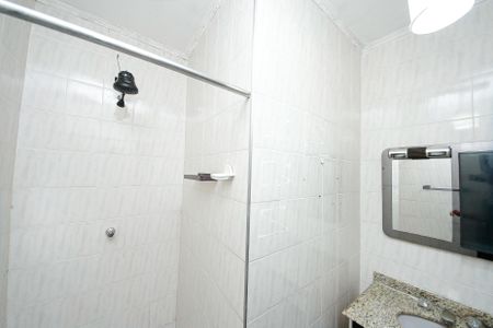Casa à venda com 195m², 3 quartos e 2 vagas Casa à venda com 195m², 3 quartos e 2 vagasBanheiro