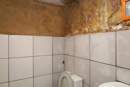 Casa à venda com 150m², 1 quarto e 2 vagasEdícula - Banheiro