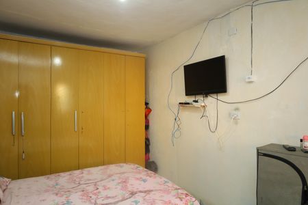 Casa à venda com 150m², 1 quarto e 2 vagasEdícula - Quarto