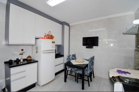 Casa à venda com 160m², 2 quartos e 6 vagasCozinha