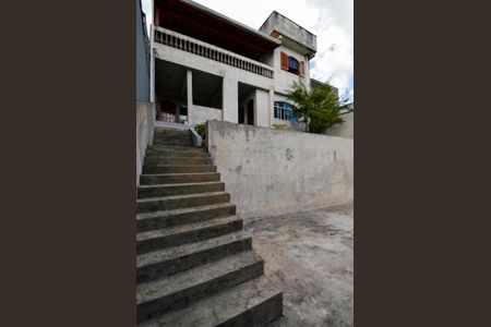 Casa à venda com 160m², 2 quartos e 6 vagasEntrada Social