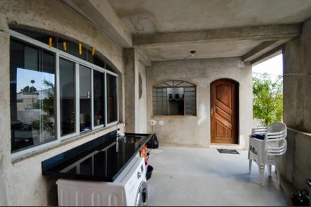 Casa à venda com 160m², 2 quartos e 6 vagasÁrea de Serviço