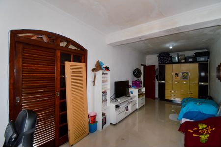 Casa à venda com 160m², 2 quartos e 6 vagasQuarto 1