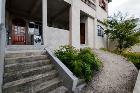 Casa à venda com 160m², 2 quartos e 6 vagasEntrada Social