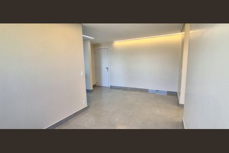 Apartamento à venda com 62m², 2 quartos e 1 vagaSala