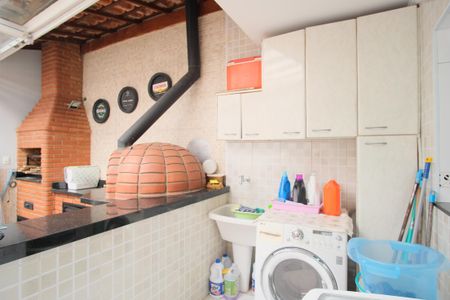 Casa à venda com 256m², 3 quartos e 4 vagasÁrea de Serviço