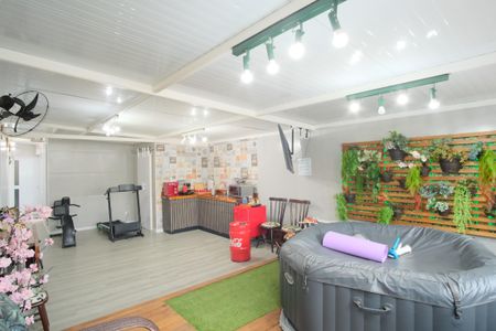 Casa à venda com 256m², 3 quartos e 4 vagasTerraço