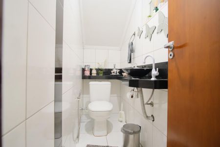 Casa à venda com 256m², 3 quartos e 4 vagasLavabo