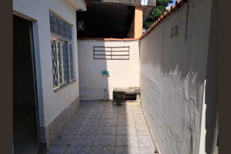 Casa de condomínio à venda com 69m², 2 quartos e 1 vaga