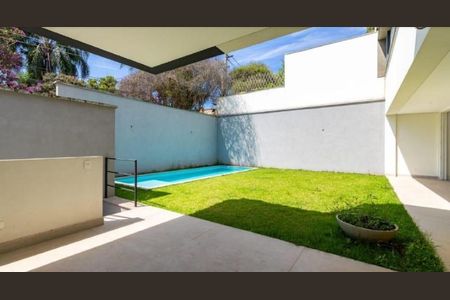 Casa de condomínio à venda com 427m², 4 quartos e 4 vagas
