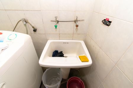 Casa à venda com 220m², 4 quartos e 4 vagas Casa à venda com 220m², 4 quartos e 4 vagasÁrea de Serviço