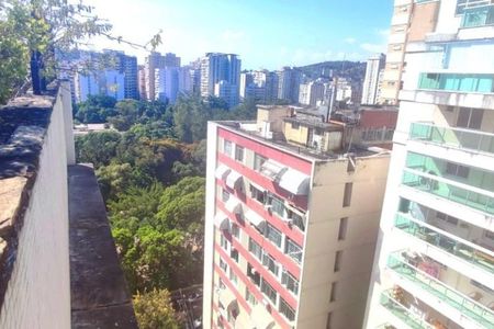 Apartamento à venda com 210m², 4 quartos e 2 vagas