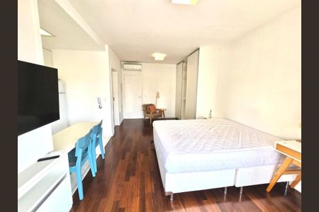 Apartamento à venda com 35m², 1 quarto e 1 vaga