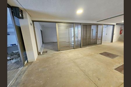 Casa de condomínio à venda com 530m², 3 quartos e 3 vagas