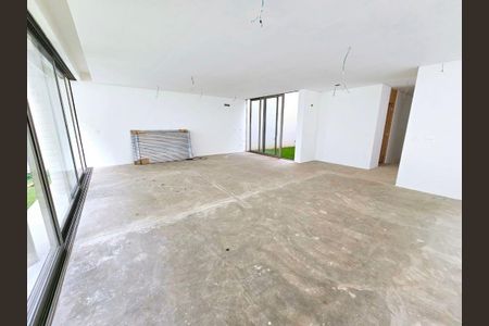 Casa de condomínio à venda com 530m², 3 quartos e 3 vagas