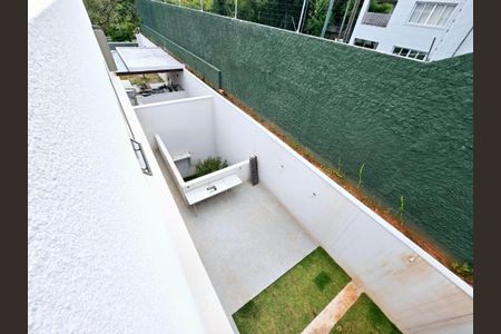 Casa de condomínio à venda com 530m², 3 quartos e 3 vagas