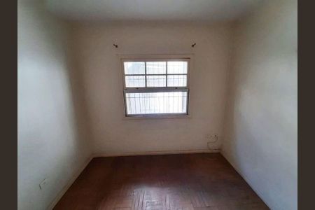Casa à venda com 180m², 3 quartos e 2 vagas