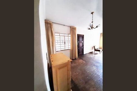 Casa à venda com 180m², 3 quartos e 2 vagas