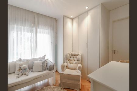 Casa de condomínio à venda com 744m², 4 quartos e 5 vagas