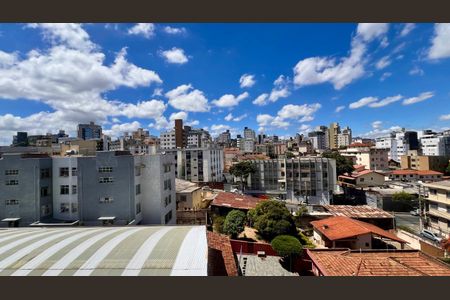 Apartamento à venda com 111m², 3 quartos e 2 vagasVista da Área de Serviço
