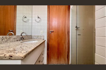 Apartamento à venda com 111m², 3 quartos e 2 vagasBanheiro