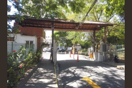 Apartamento à venda com 49m², 2 quartos e sem vaga Apartamento à venda com 49m², 2 quartos e sem vagaFachada do Condomínio