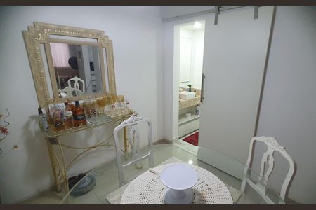 Casa de condomínio à venda com 100m², 3 quartos e 1 vagaSala de Jantar