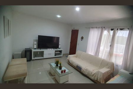 Casa de condomínio à venda com 100m², 3 quartos e 1 vagaSala