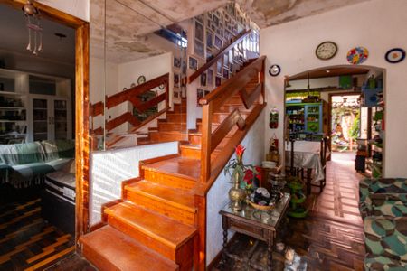 Casa à venda com 217m², 4 quartos e 1 vaga Casa à venda com 217m², 4 quartos e 1 vagaHall de entrada