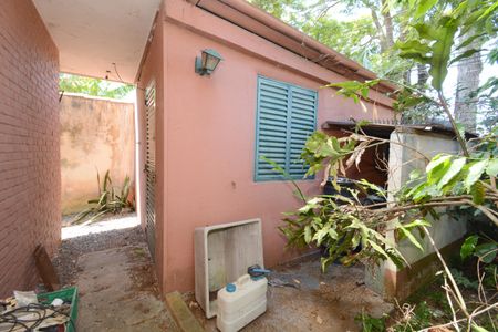 Casa à venda com 450m², 3 quartos e 3 vagasQuintal - Oficina
